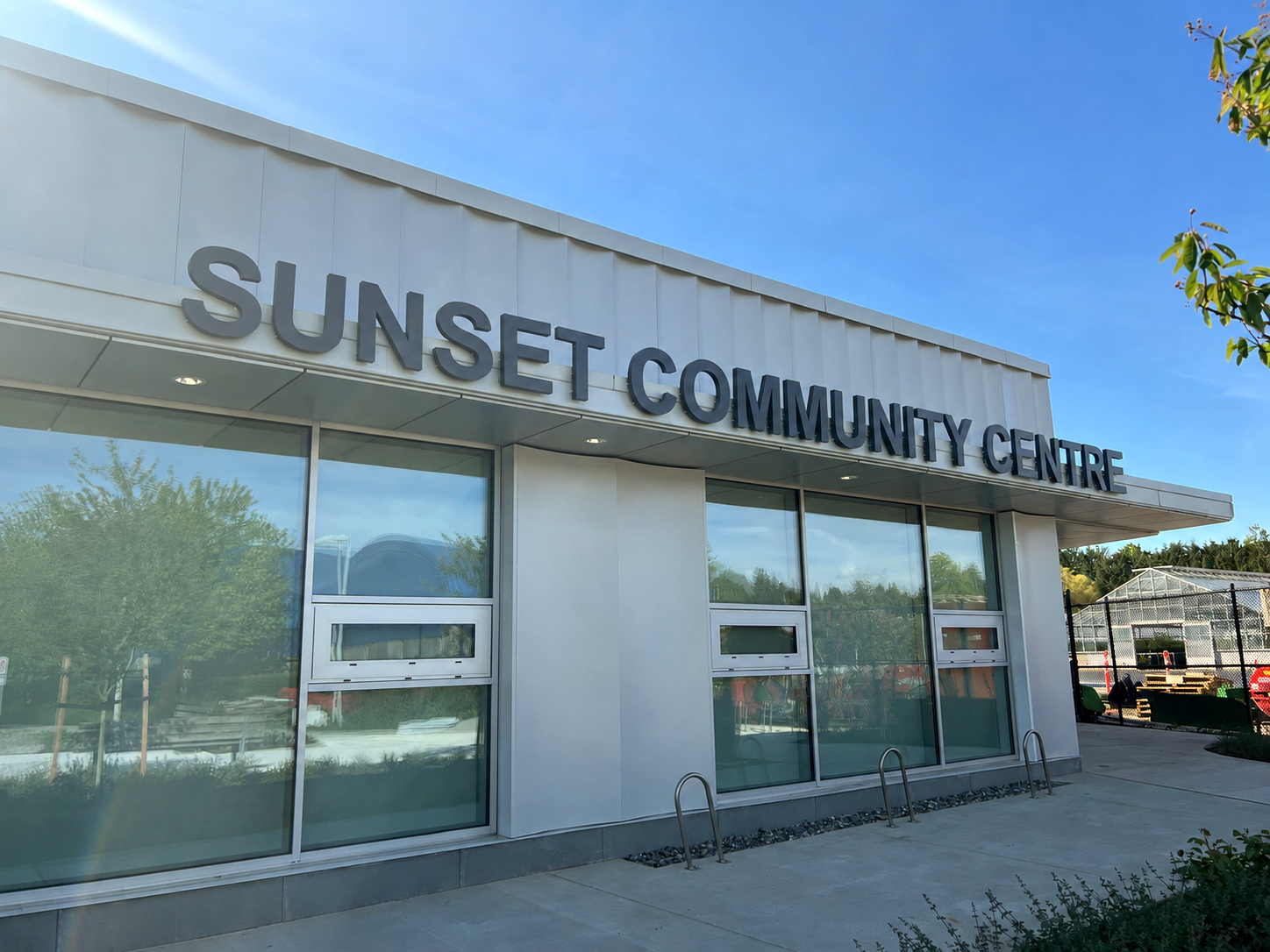 SENIOR CENTRE - EXTERIOR 1